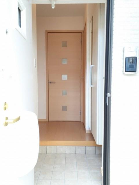 カレントハウスの玄関