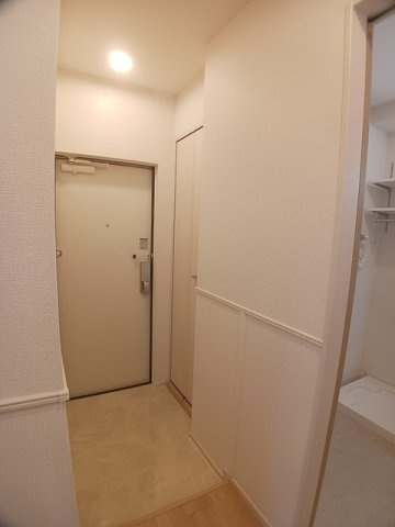 ルーチェの玄関