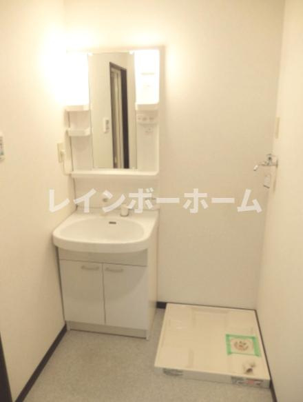 アムール　新河岸の独立洗面台