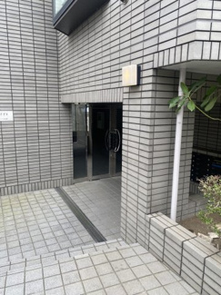 【エントランス】 | ダジュール生田