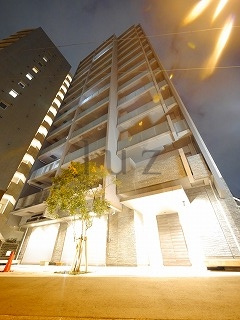 ラリーズの外観