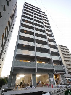 ラリーズの外観