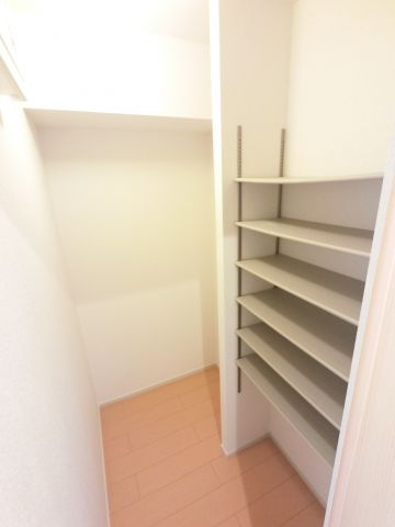 【玄関】 | ウエストヒルパーシモン