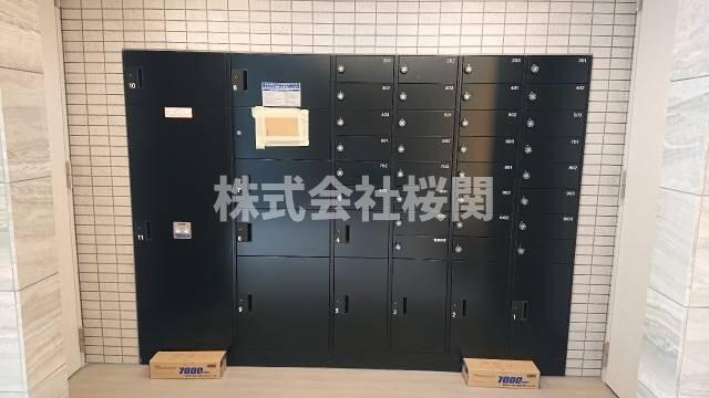 リヴシティ横濱弘明寺弐番館の玄関
