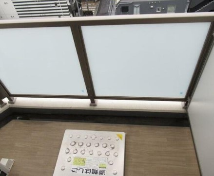REXZY西川口AZⅢのバルコニー