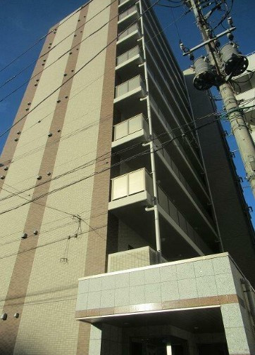 REXZY西川口AZⅢの外観