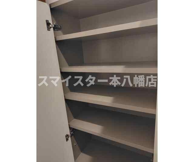クオリティハイツ二和の玄関