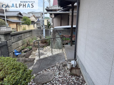 【庭】 | 高砂市荒井町紙町　一戸建て | ◆玄関前お庭◆