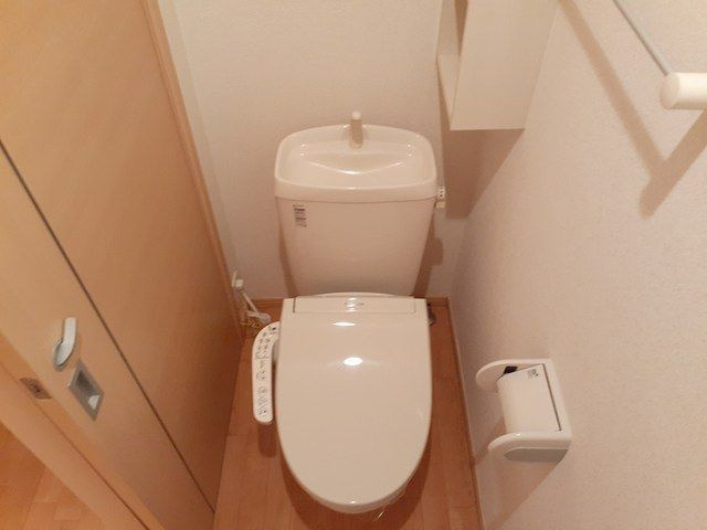 カ－サ・アバンツァ－ト　３号館のトイレ