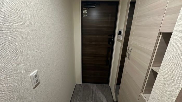 ブランクレールの玄関