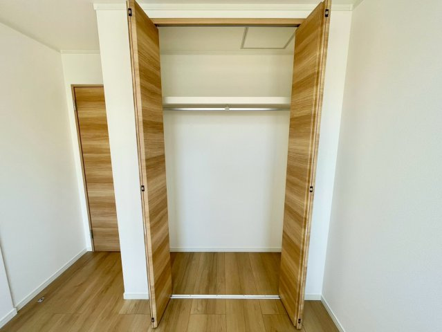 東雲町5丁目　中古戸建(12-1)の収納