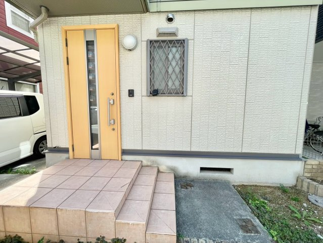 東雲町5丁目　中古戸建(12-1)のエントランス