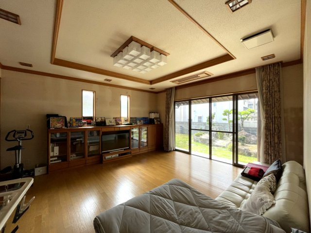 岡山市南区浦安本町平屋の洋室|15帖以上のゆとりある空間。和を感じる空間をぜひご体感ください。