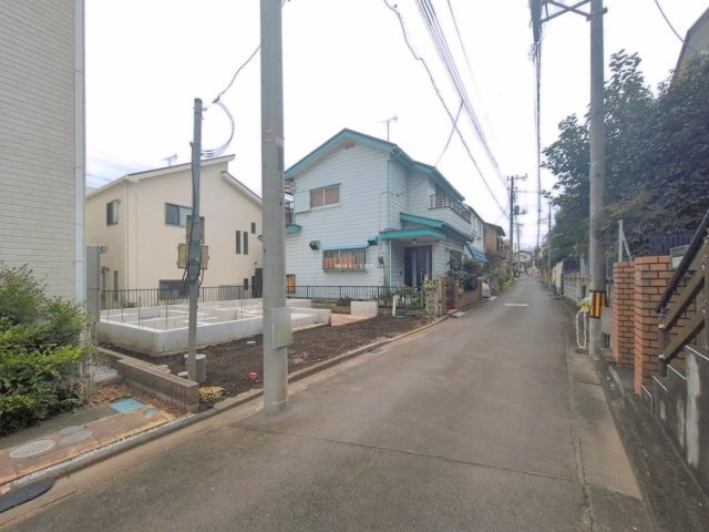 ふじみ野市南台１丁目の新築一戸建の前面道路含む現地写真|北西側約4ｍの前面道路