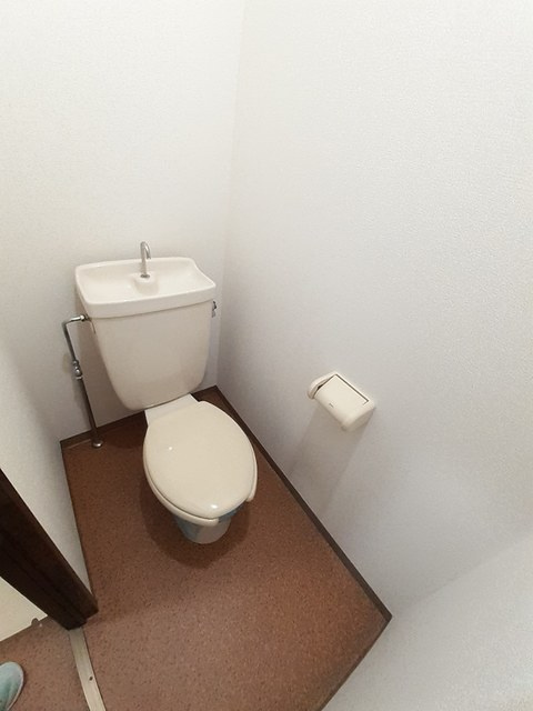 ニューシティ広川（C）のトイレ|シンプルで使いやすいトイレです