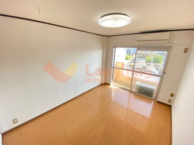 レジデンス210　A棟の居間・リビング