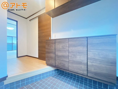 【玄関】 | 富士宮市小泉　中古戸建て　全1棟
