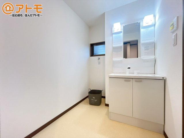 【独立洗面台】 | 富士宮市小泉　中古戸建て　全1棟