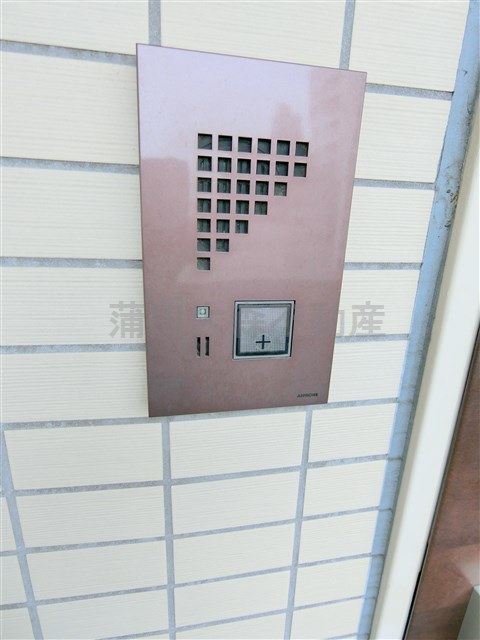 クレイシア蒲田の玄関