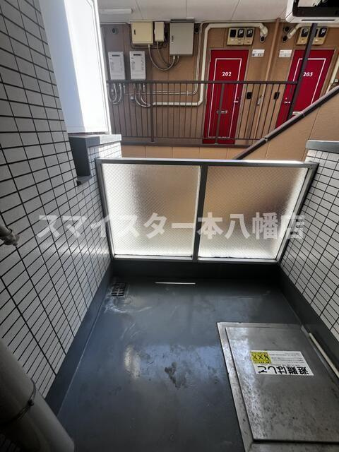 ジュネパレス市川第１９のバルコニー