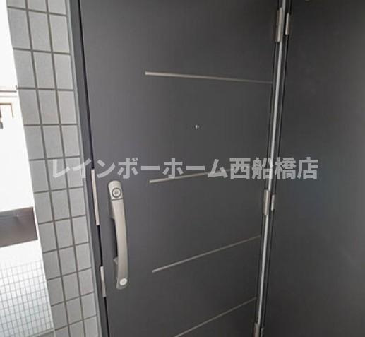 ジェラートニーニ浦安の玄関