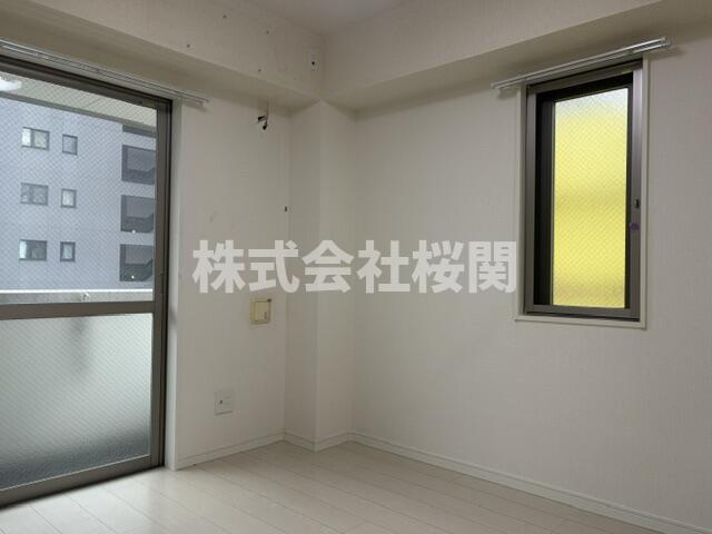 リアン駅前マンションの洋室