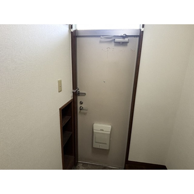 【玄関】 | メゾン兵庫塚 | 落ち着いた玄関です