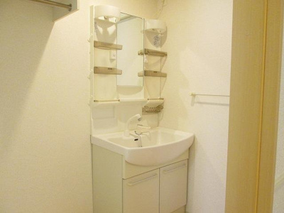 【洗面所】 | ラフレシール　Ｂ | 使いやすい洗面所です