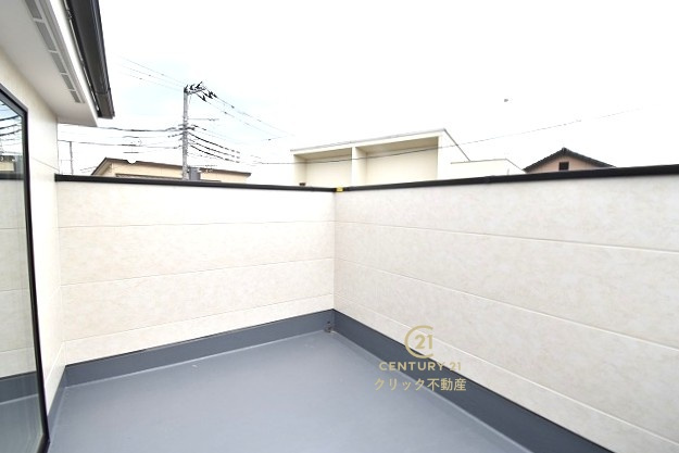 TERRACE　水戸市元吉田町　7期 　3のバルコニー|日当たり良好なバルコニーです。気分転換に出るだけでも、晴れた日にお洗濯物やお布団を一気に干すのも気持ちがいい♪（写真は完成イメージ）