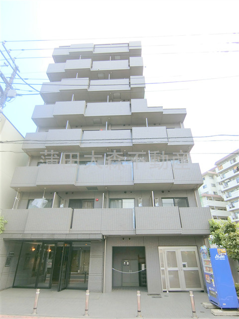 ルーブル蒲田八番館の外観|2011年3月築　RC鉄筋コンクリート造地上8階建て1K総戸数30戸の人気分譲賃貸マンション　JR京浜東北線蒲田駅徒歩圏内の東京都大田区蒲田1丁目スーパーマルエツすぐの立地！