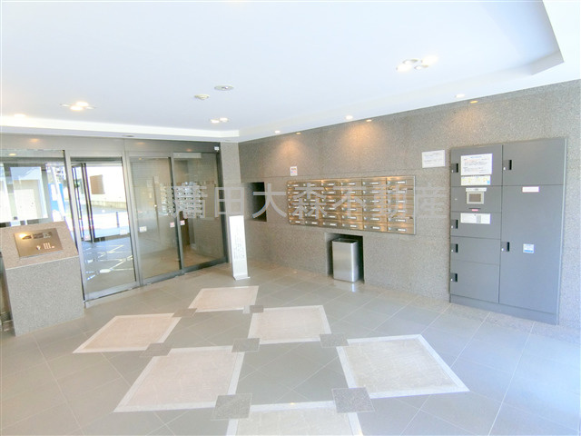ルーブル蒲田八番館のエントランス|エントランス　防犯カメラTVモニター付オートロック　宅配BOX