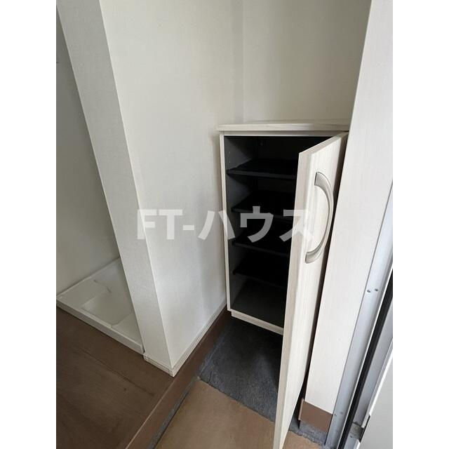 ｖｉｎｏｓｉｔｙ　大和田の玄関