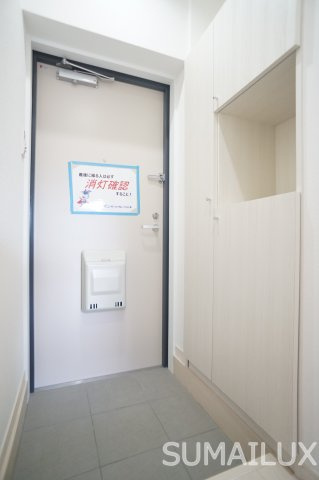 熊本市南区出仲間６丁目の賃貸マンションの玄関