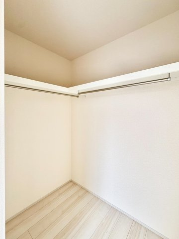 《仲介手数料半額》川越市上戸新町3期の収納|ＷＩＣ