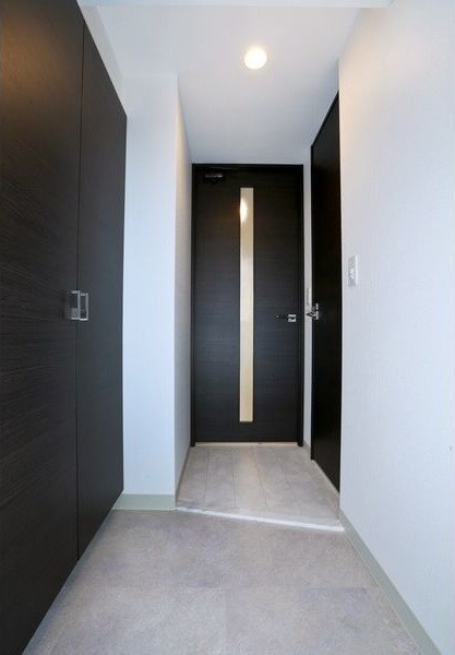 エステムコート名古屋黒川シャルマンの玄関