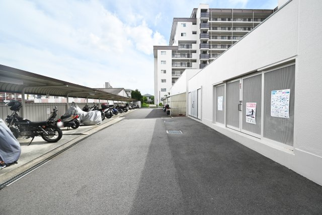 吹田コープの駐輪場|共用の専用駐輪場