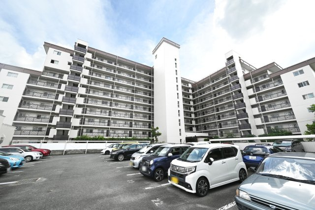 吹田コープの駐車場|共用の専用駐車場