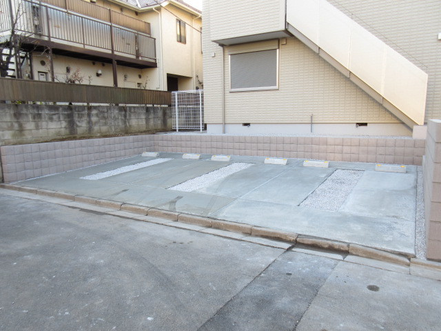 アイビーの駐車場|★敷地内駐車場★
