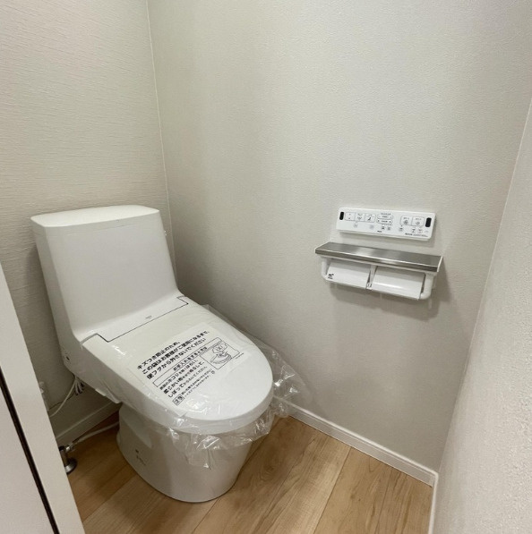 菊池郡大津町大字大林のアパートのトイレ|ゆったりとした空間のトイレです