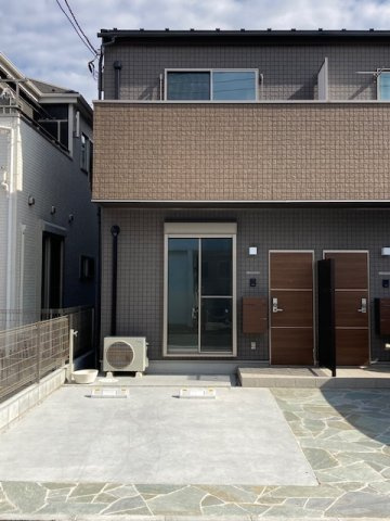 富士見市鶴瀬西２丁目のアパートの外観