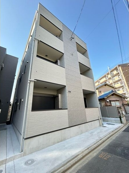 メゾンルミナの外観