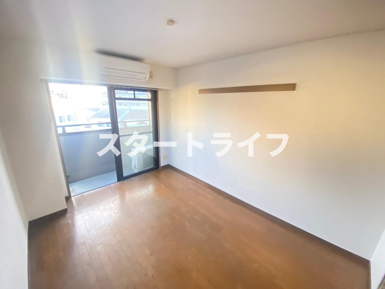 大阪市東淀川区下新庄６丁目の賃貸マンションの居間・リビング