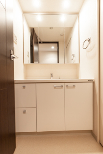 Ｃｒｅａｒｅ麹町の洗面所|※写真は同タイプ住戸です。