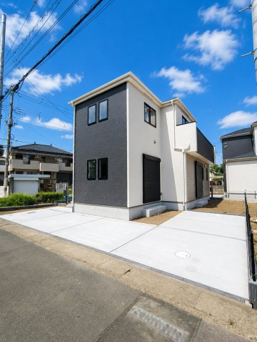 北葛飾郡松伏町　松伏　新築戸建　全1棟の前面道路含む現地写真|前面道路含む現地写真です
