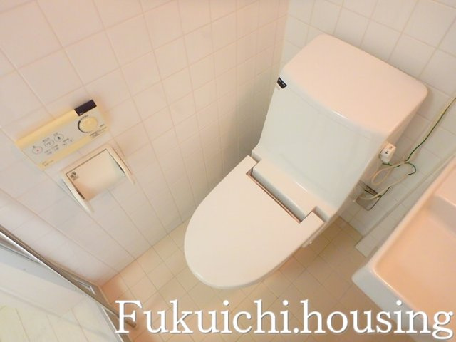 アクス上北沢アパートメンツのトイレ