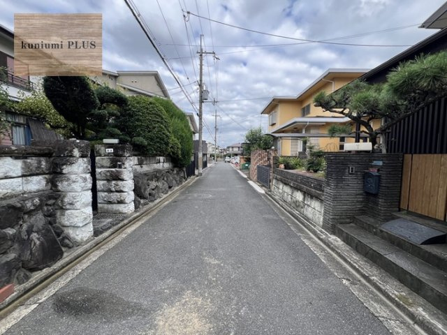 枚方市香里ケ丘12丁目の前面道路含む現地写真|現在建築中
2026年12月完成予定