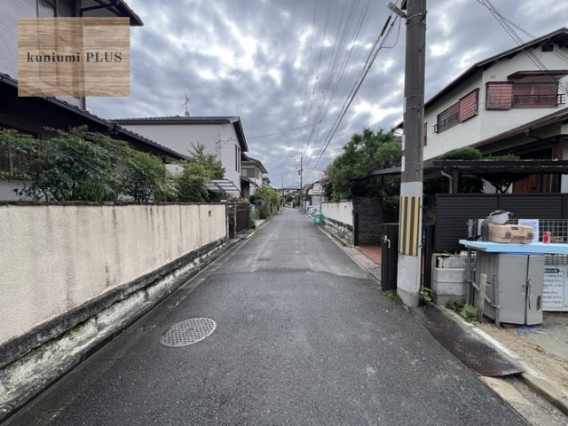 枚方市香里ケ丘12丁目の前面道路含む現地写真|現在建築中
2026年12月完成予定