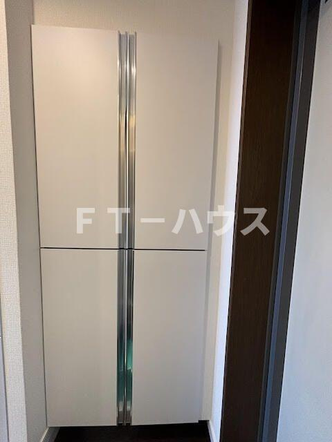 ルーラル五番館の玄関