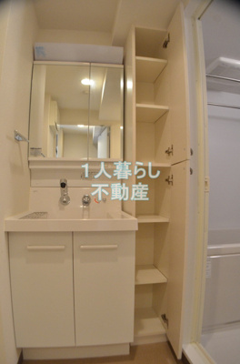 【その他共用部分】 | フェニックス⻄蒲田 | 使いやすい独立洗面台です。