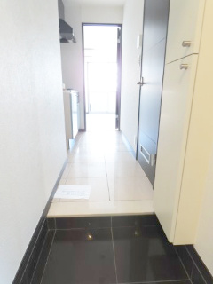 リベルテプレジール幕張の玄関|※同物件他部屋の参考写真です。